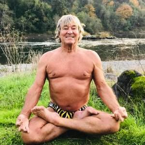 Meet your Posher, Don